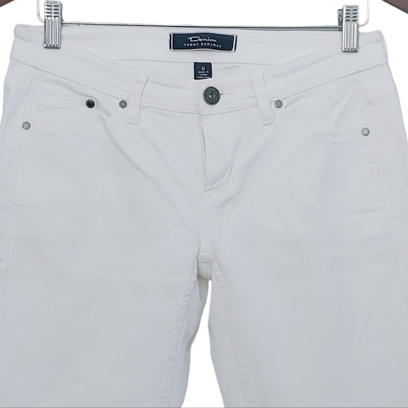 TOMMY BAHAMA White boyfriend slim cut low rise preppy jeans - Picture 3 of 13